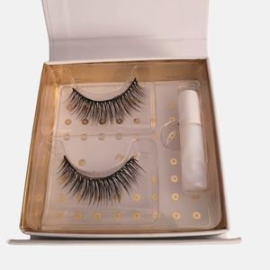 Monroe 3D Silk Eyelashes (NIB)
